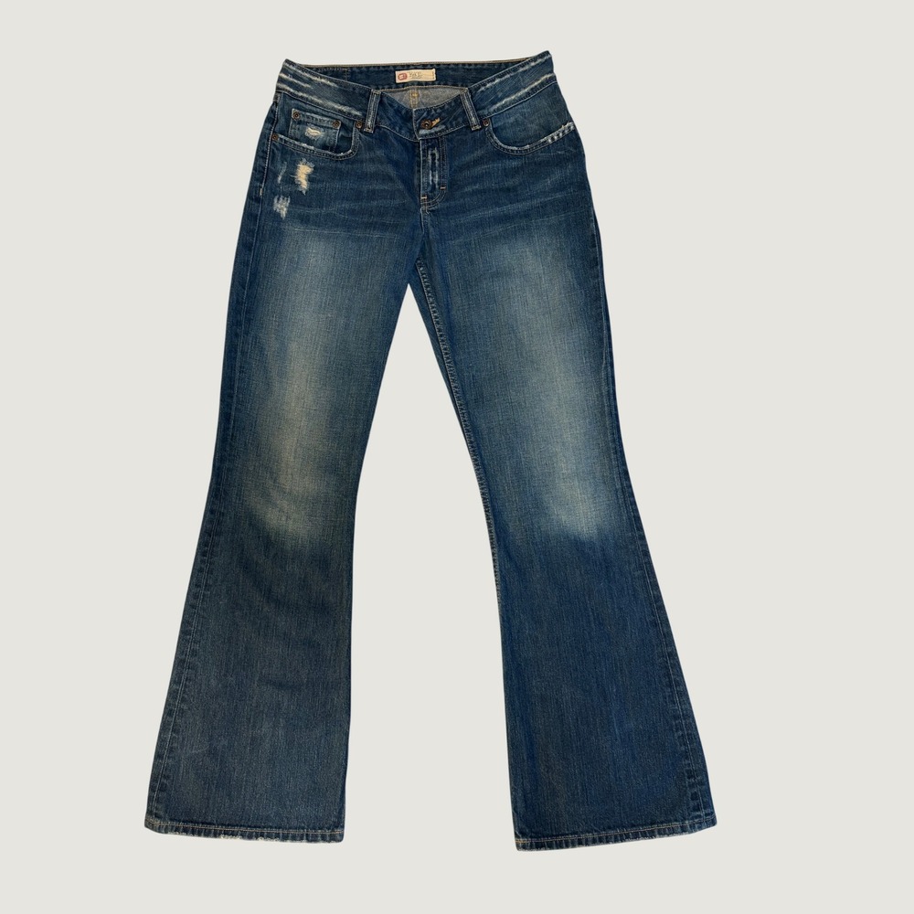 Buckle BKE Denim Low Rise Distressed Flare Jeans Blue Size 31 GUC Y2K - Picture 3 of 4